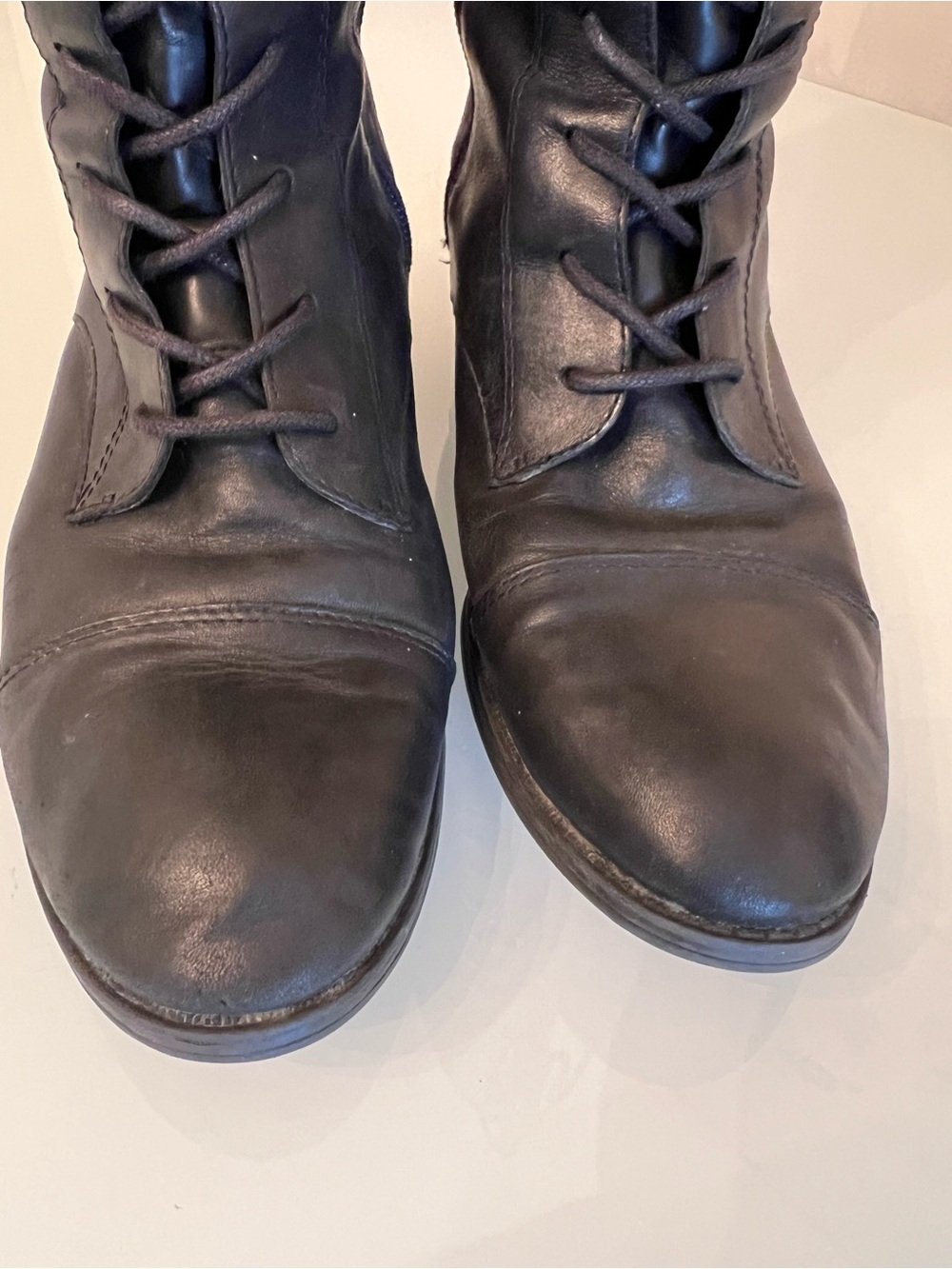LAUREN RALPH LAUREN Tall Lace Up Boots Black Leather Riding Size 7 - Picture 4 of 16